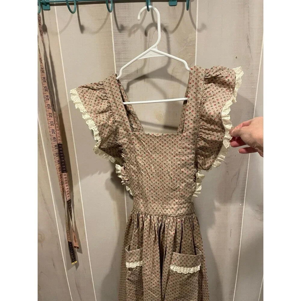 Cute vintage 50s-60s ruffle apron open back mod retro trad dress pockets